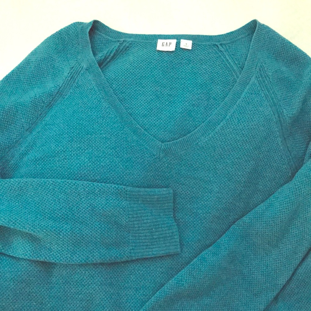 True Soft V-Neck Pullover